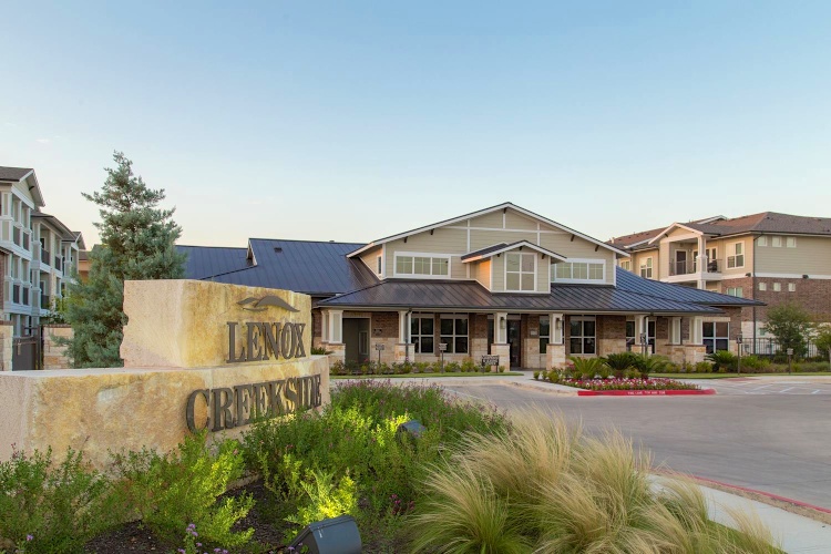 Oden Hughes Sells 276-Unit Lenox Creekside in South Austin