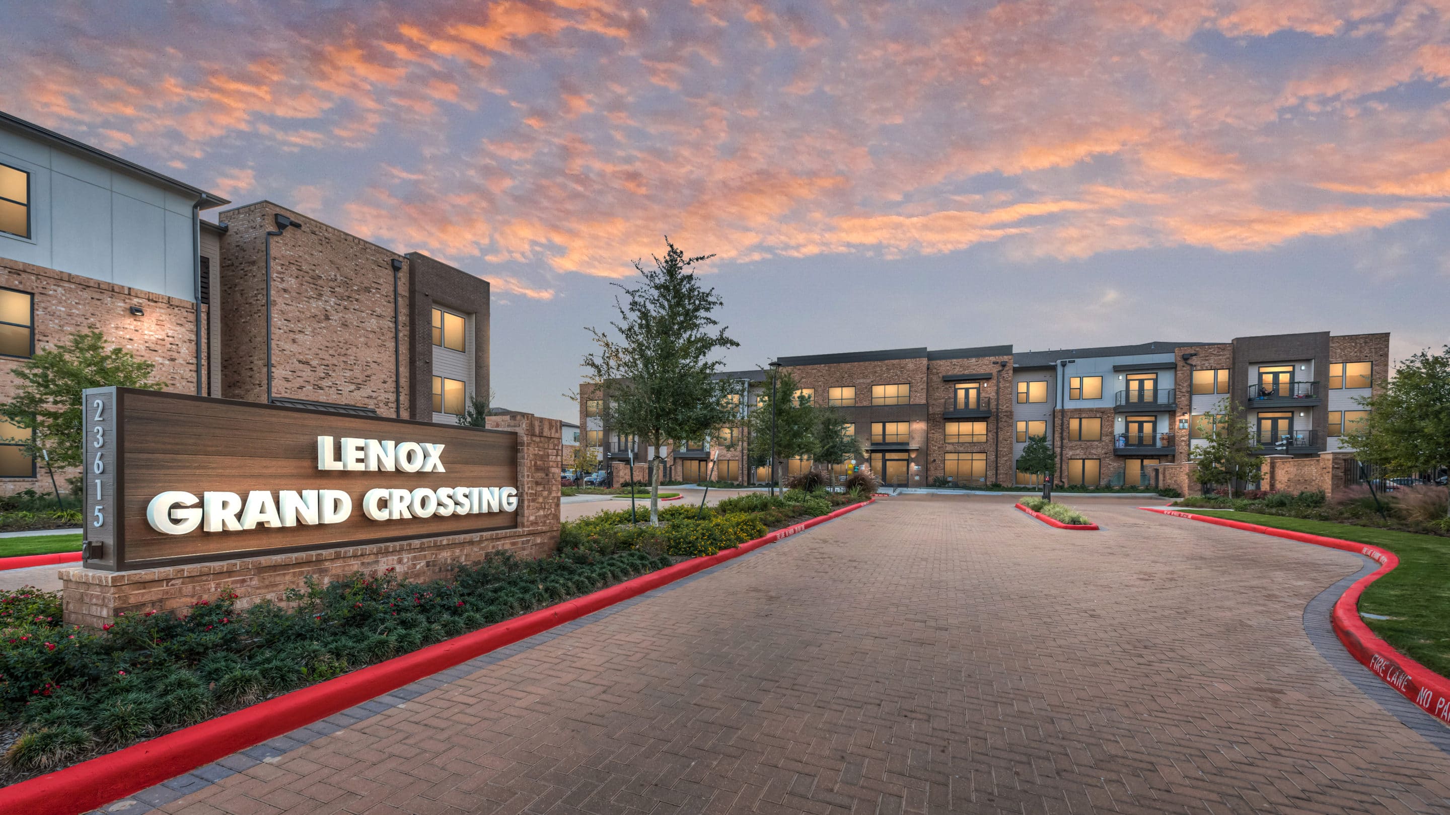 Lenox Grand Crossing