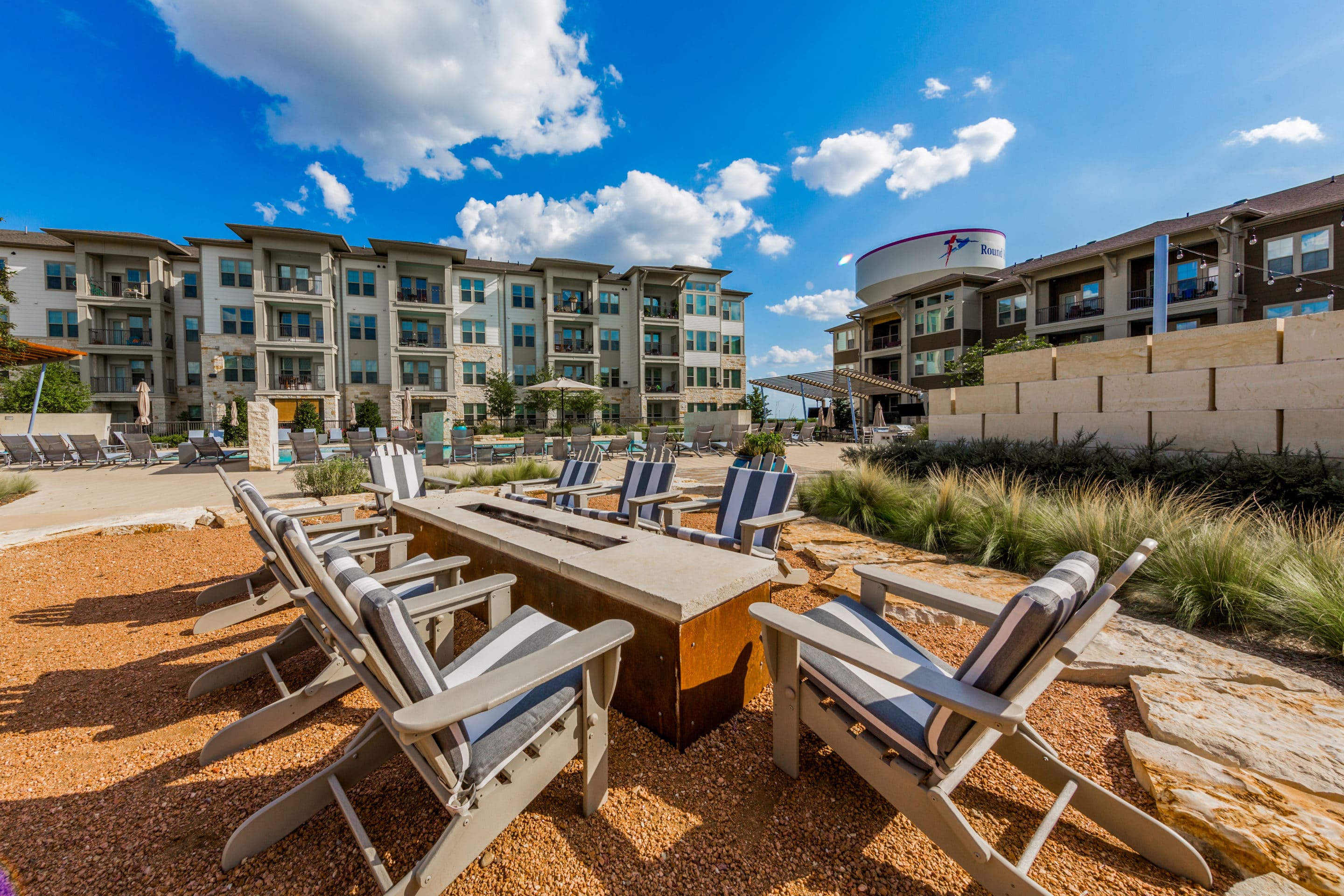 Bexley Round Rock Firepit